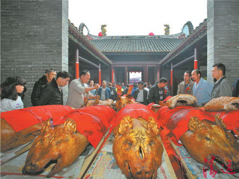 太公分燒豬,人人有份。